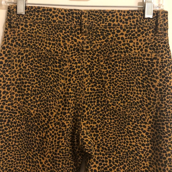 Current/Elliot Stiletto Spot Leopard Skinny Jean - Picture 5 of 5